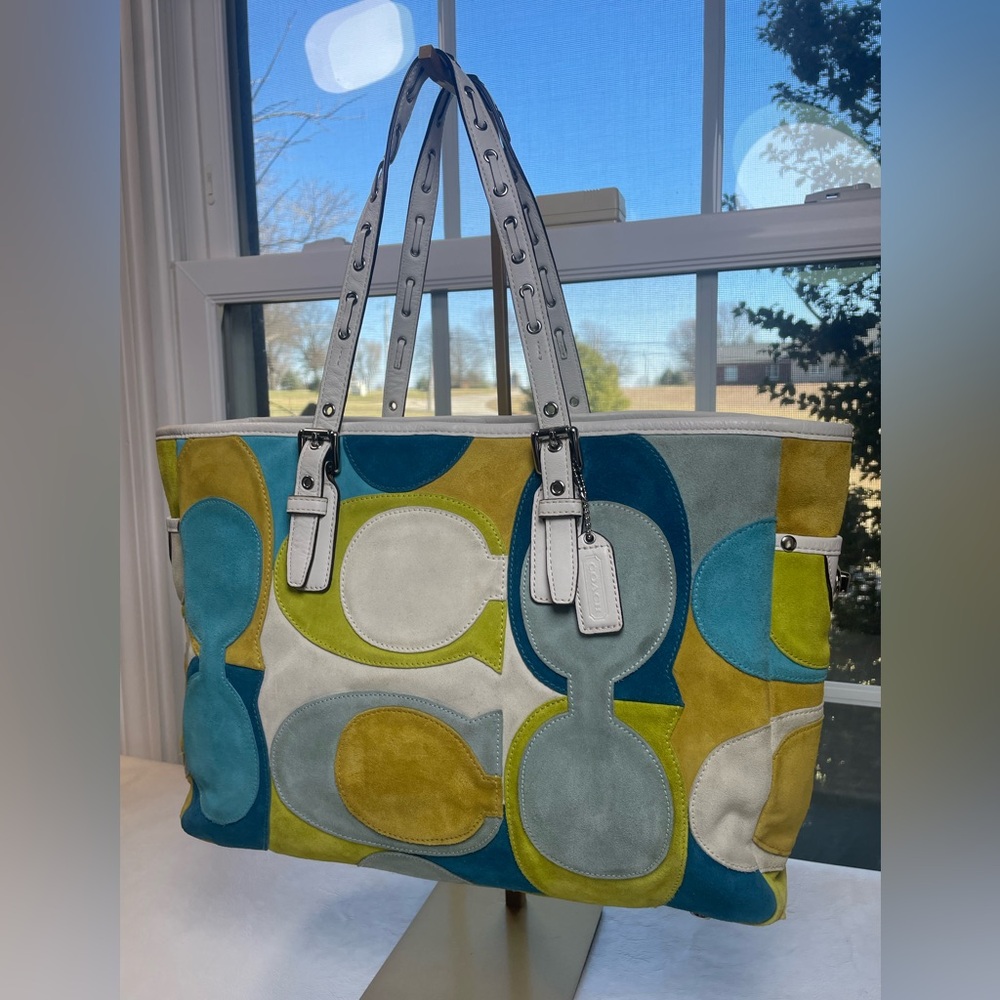 Coach Limited Edition Optic Signature C Suede Tote 🫐 🍋🟩 - Picture 5 of 17